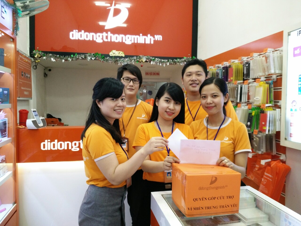 May đồng phục tại Cần Giờ