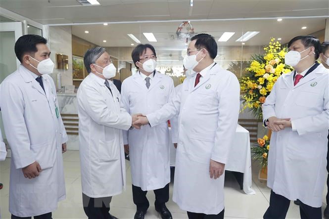 May đồng phục y tế Vĩnh Long