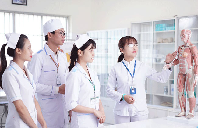 May đồng phục y tế Vĩnh Long