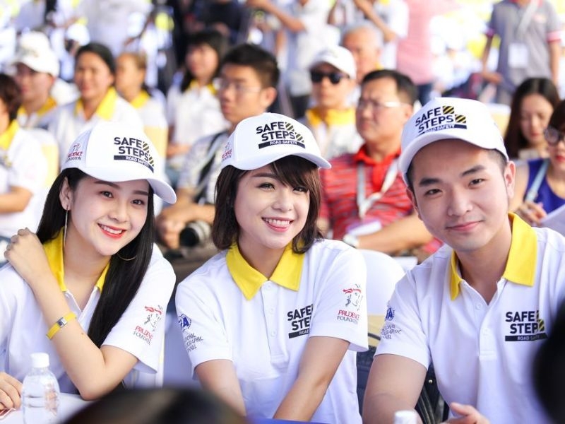 May nón đồng phục tân Uyên